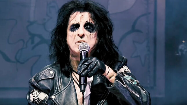 ALICE COOPER On Detroit Stories Song "Independence Dave" - "I Wanted To Write A Song About A Braggart, A Guy That Just Thinks He's The Rooster"; Video