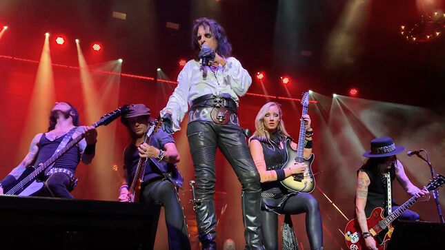 ALICE COOPER Tells Story Behind Detroit Stories Song "Hail Mary" - "Some Of The Smallest Things Can Be The Greatest Things In Your Life"; Video