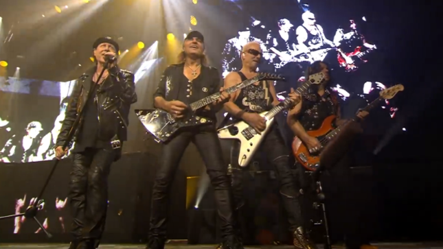SCORPIONS Perform "Big City Nights" In Brooklyn On Return To Forever Tour 2015; Video