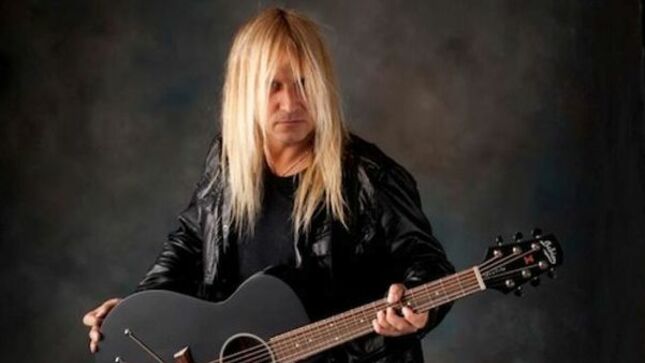 SAVATAGE / TRANS-SIBERIAN ORCHESTRA Guitarist CHRIS CAFFERY Shares Acoustic Cover Of WARRANT's "I Saw Red" 