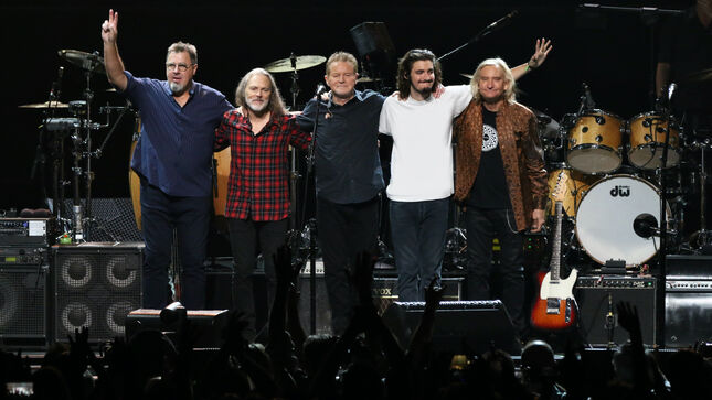 EAGLES Announce Hotel California 2022 US Tour; Band To Perform Classic Album In Full With Accompanying Orchestra & Choir, Followed By Greatest Hits Set