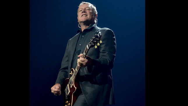RUSH Guitarist ALEX LIFESON Debuts Two New Songs; Epiphone Releases Exclusive "Alex Lifeson Epiphone Les Paul Standard Axcess" Guitar Worldwide