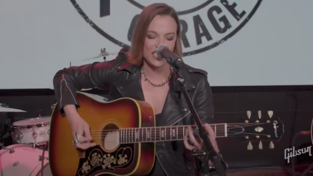 HALESTORM's LZZY HALE And JOE HOTTINGER Perform Acoustic Set For Gibson Live: A Celebration Of Artists To Benefit Gibson Gives (Video)