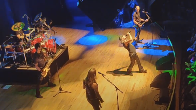 ACCEPT Returns To The Stage In The US; Fan-Filmed Video Of "Balls To The Wall" Streaming