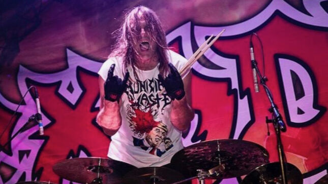 EXODUS Drummer TOM HUNTING Continues To Battle Cancer, Will Undergo Total Gastrectomy Next Week - "I'll Get To Live, Which Is Definitely Not Overrated"