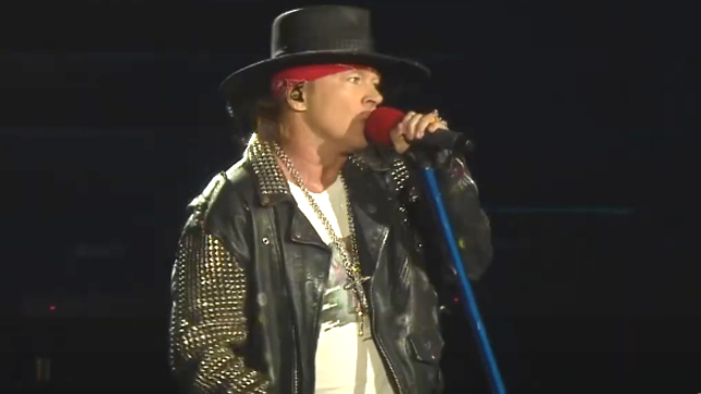 GUNS N’ ROSES Premiere Not In This Lifetime Selects From Latin America; Video