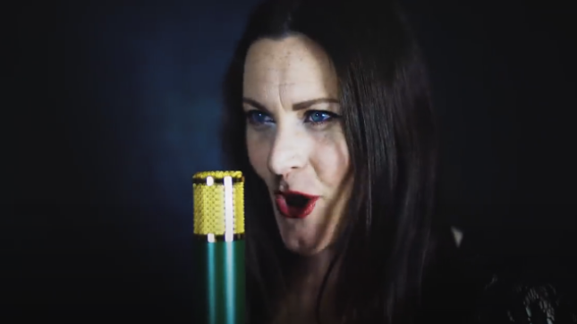 NIGHTWISH Vocalist FLOOR JANSEN Performs "Into The Unknown" From Frozen 2 (Video)