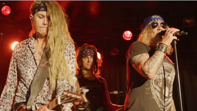  STEEL PANTHER Parts Ways With Bassist LEXXI FOXX - "Lexxi Has Chosen To Hang Up His Mirror And Focus On His Newfound Passion; Making Ugly Dogs Pretty"