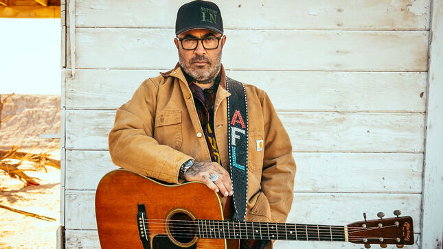 STAIND Frontman's AARON LEWIS AND THE STATELINERS Announce US Tour Dates