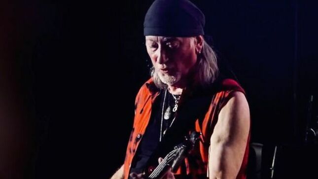DEEP PURPLE Bassist ROGER GLOVER To Re-Release Snapshot Solo Album In Late 2021 Featuring New Artwork And Bonus Material