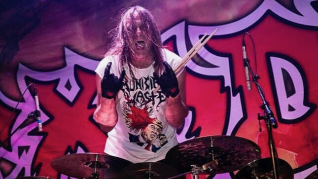 EXODUS Drummer TOM HUNTING - "It's Presumptuous To Say I'm Cancer Free At This Point; I'm Still In The Middle Of This Fight"