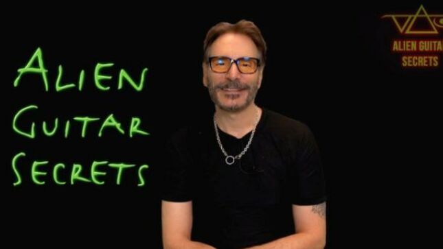 STEVE VAI Answers Fan Questions In Alien Guitar Secrets Episode #12