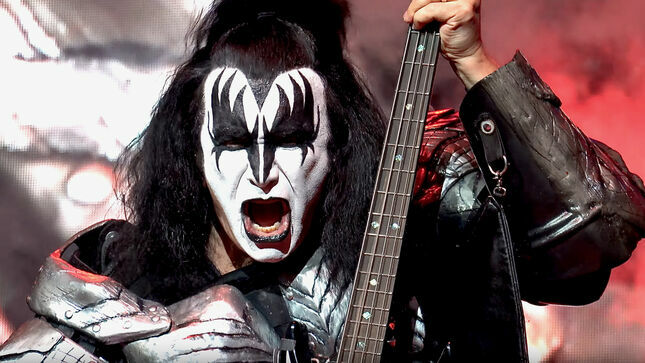 GENE SIMMONS Talks End Of The Road Tour, KISS' Decision To Cancel Meet & Greets - "If One Fan Infects Any One Of Us, The Entire Tour Is Cancelled"