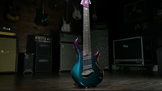 DREAM THEATER – JOHN PETRUCCI Presents His Majesty 8-String Guitar; Video