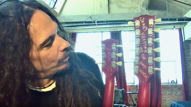 KORN Guitarist James "Munky" Shaffer Shows Off His Double-Neck Guitar Signed By JIMMY PAGE; Video