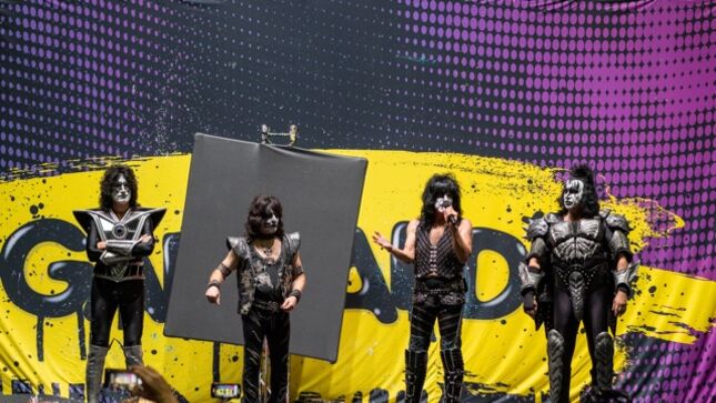 KISS Forced To Postpone Last Night’s Show In West Palm Beach, Florida Due To Severe Weather Conditions