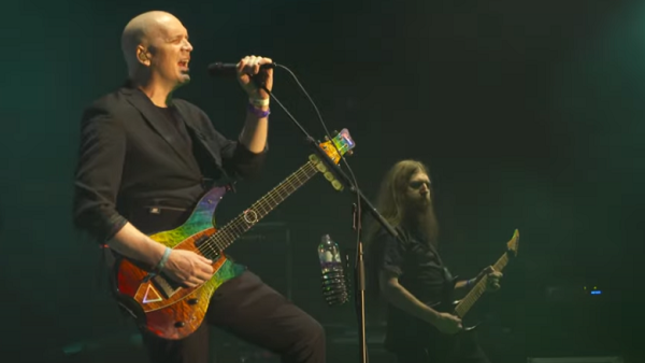 DEVIN TOWNSEND Performs STRAPPING YOUNG LAD's 