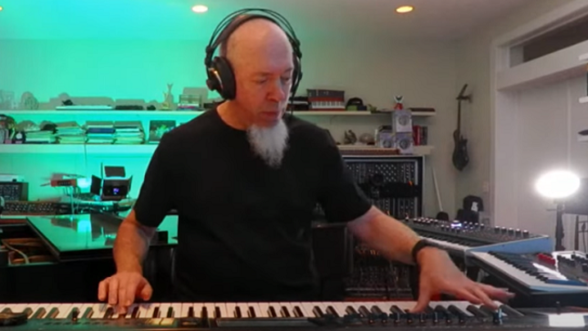 DREAM THEATER Keyboardist JORDAN RUDESS Shares Korg Kronos Synth Livestream