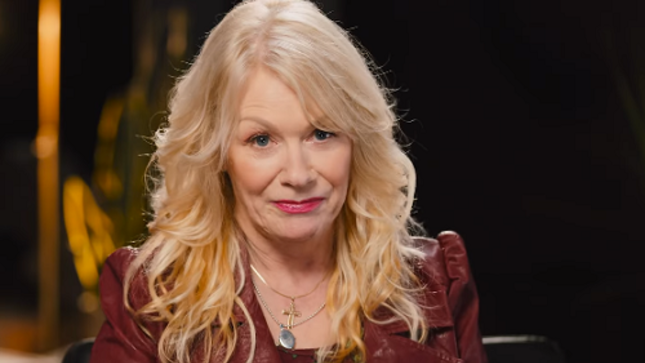 HEART's NANCY WILSON Reveals Top 5 Albums She Can't Live Without (Video)