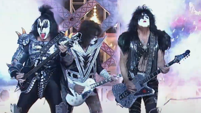 Concert Films From KISS, DEF LEPPARD & More To Be Screened On AXS TV During New Year’s Weekend