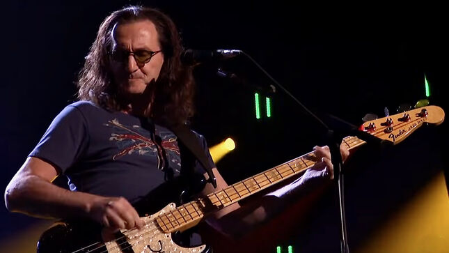 RUSH Frontman GEDDY LEE Reveals 10 Bassists Who Blew His Mind