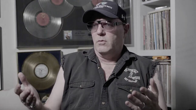 TWISTED SISTER's JAY JAY FRENCH On The "Criminal Enterprise" That Is Rock And Roll - "The Record Labels Are Criminals... It's As Simple As That"; Video