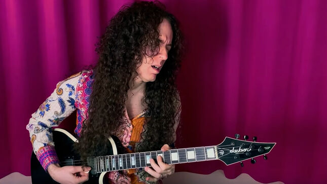 MARTY FRIEDMAN Featured In New Episode Of "Questions & Axes"; Video