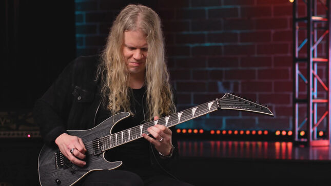 ARCH ENEMY Guitarist JEFF LOOMIS Introduces His New Signature Jackson Pro Series Soloist SL7 Model; Video