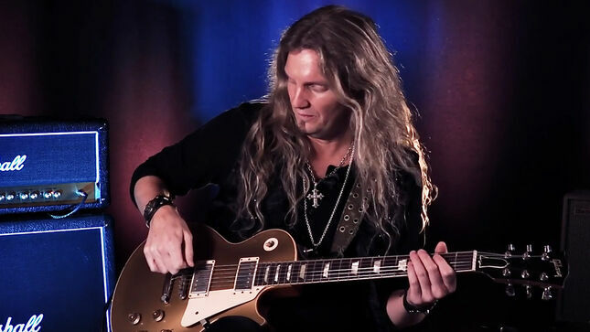 JOEL HOEKSTRA Talks Going From Performing On Broadway To Joining TRANS-SIBERIAN ORCHESTRA And WHITESNAKE (Video)