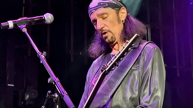 BRUCE KULICK And Band Perform "Spit/SSB" On KISS Kruise X; Video