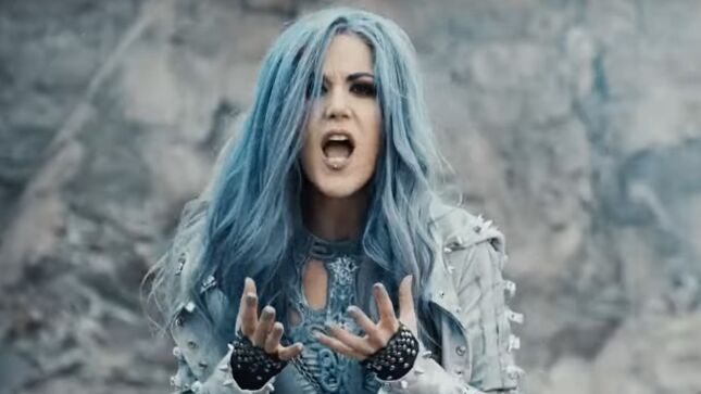 ALISSA WHITE-GLUZ Talks New ARCH ENEMY Album, Forthcoming Solo Record, Looks Back On Her Early Years (Video)