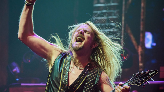 JUDAS PRIEST’s Richie Faulkner Says He Was Ready To Tour As A “Four Piece Heavy Metal Band” - “I Had A Few Ideas About How That Was Going To Happen”