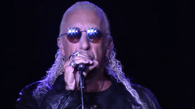 DEE SNIDER Performs TWISTED SISTER Classic "We're Not Gonna Take It" Acoustically At Concert For Ukraine; Video