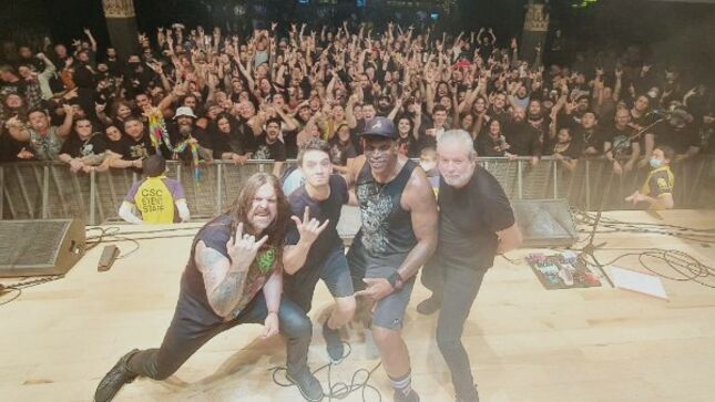 SEPULTURA - Fan-Filmed Video Of Entire San Diego Show Featuring ANGRA Drummer BRUNO VALVERDE Streaming