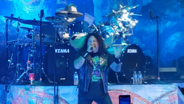 TESTAMENT - Fan-Filmed Footage Of First Reunion Show With Drummer DAVE LOMBARDO 