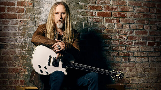 JERRY CANTRELL's Original G&L Rampage Has Been Stolen - "We’re Offering A Reward To Anyone Who Can Help Us Locate The Guitar"