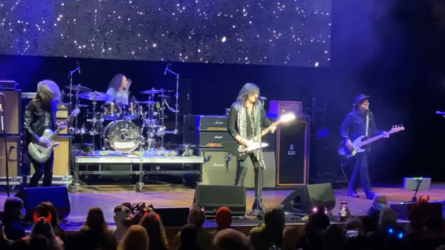 TOM KEIFER Performs First Show In Over Two Years At M3 Rock Festival Featuring CINDERELLA Classics; Video Of Entire Set Streaming 