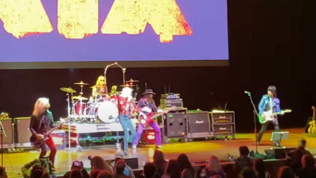 KIX - Fan-Filmed Video Of Entire M3 Rock Festival Show Streaming 