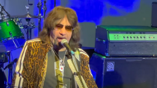 ACE FREHLEY - Fan-Filmed Video From Solo Show In New York Surfaces