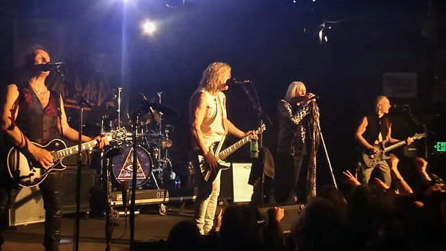 DEF LEPPARD Performs Invitation-Only Concert At Whisky A Go Go; Video