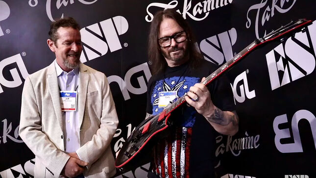 EXODUS / SLAYER Guitarist GARY HOLT Interviewed At NAMM, Reveals That New ESP Signature Guitar Is On The Way; Video