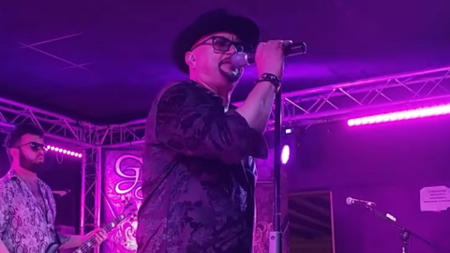 Former QUEENSRŸCHE Frontman GEOFF TATE To Undergo "Medical Procedure", Taking Time Off From Touring Until January