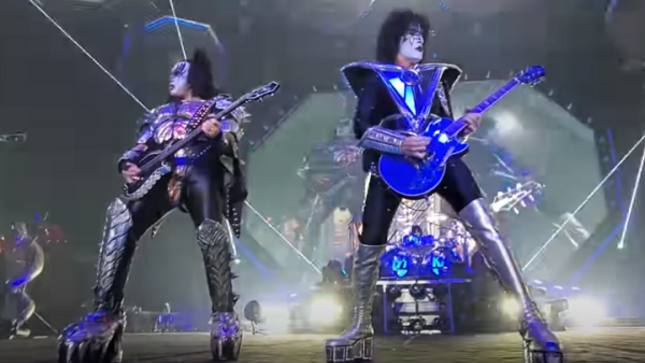 KISS Guitarist TOMMY THAYER Talks Working With PAUL STANLEY And GENE SIMMONS - "They've Given Me Great Opportunities In My Life" (Video)