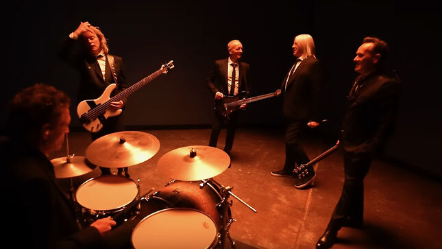 DEF LEPPARD Take You Behind The Scenes Of "Fire It Up" Music Video