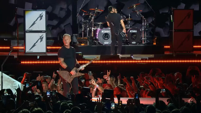 METALLICA Release "Master Of Puppets" Live Video From Prague Rocks 2022