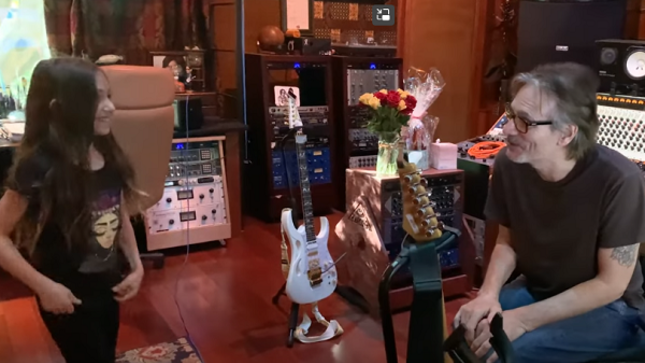 Bass Prodigy ELLEN ALAVERDYAN Meets STEVE VAI At The Harmony Hut Home Studio (Video)