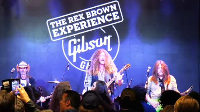 THE REX BROWN EXPERIENCE Featuring PANTERA Bassist, SKID ROW Guitarist Perform At The Gibson Garage; Fan-Filmed Video