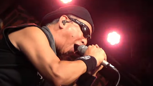 LOUDNESS Frontman MINORU NIIHARA Performs "Crazy Doctor" With Japanese Drum Prodigy YOYOKA (Video)