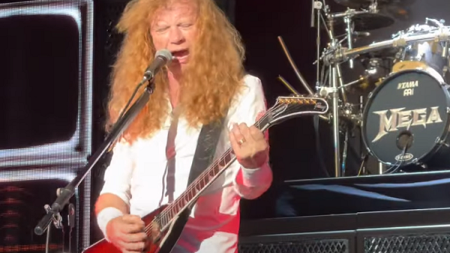 MEGADETH - Fan-Filmed Video From US Tour Kick-Off Show Streaming