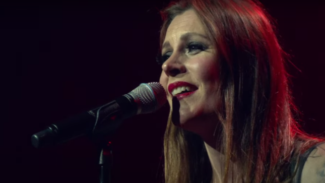 NIGHTWISH Vocalist FLOOR JANSEN Shares Pro-Shot Performance Of "Our Decades In The Sun" From September 2021 Solo Amsterdam Show